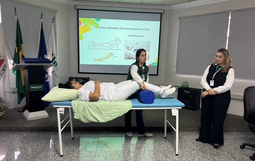 Unimed lança curso para cuidador de idoso